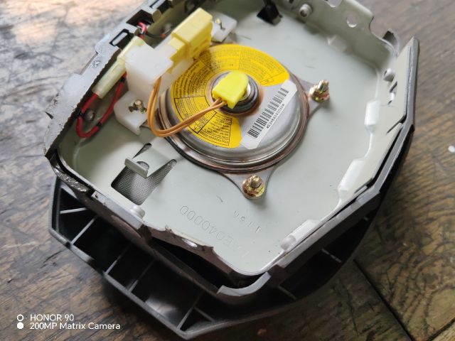 bontott SUZUKI ALTO Kormánylégzsák