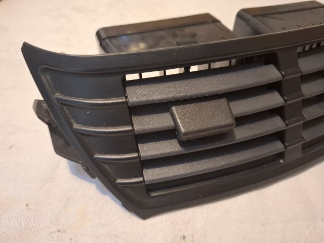 bontott SUZUKI ALTO Középső Szellőző