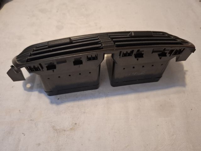 bontott SUZUKI ALTO Középső Szellőző