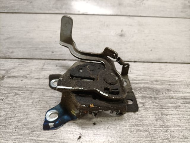 bontott SUZUKI ALTO Motorháztető Zárszerkezet