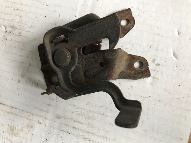 bontott SUZUKI ALTO Motorháztető Zárszerkezet