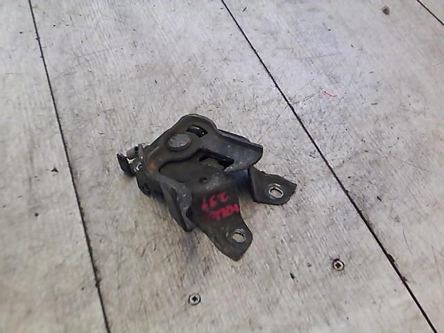 bontott SUZUKI ALTO Motorháztető Zárszerkezet