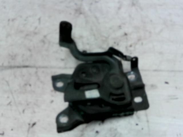 bontott SUZUKI ALTO Motorháztető Zárszerkezet