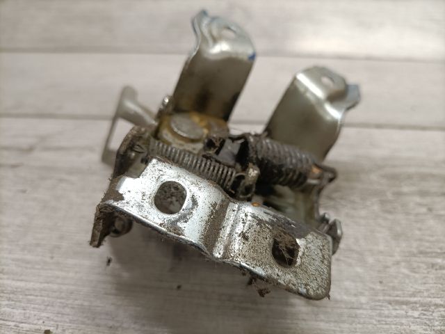 bontott SUZUKI ALTO Motorháztető Zárszerkezet