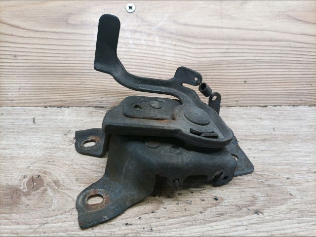 bontott SUZUKI ALTO Motorháztető Zárszerkezet