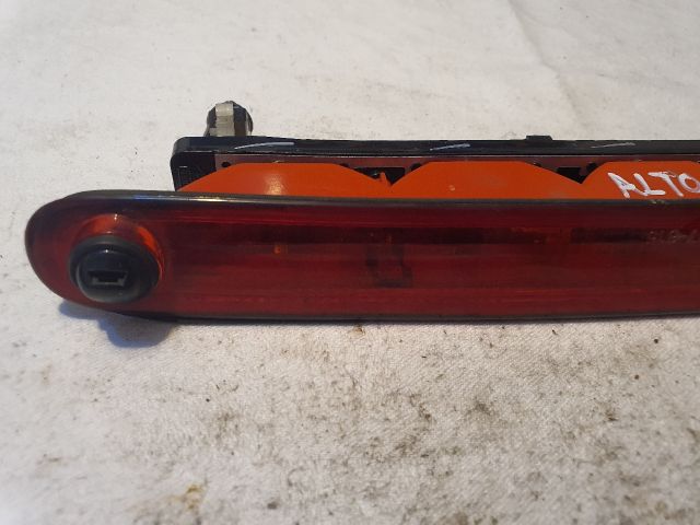 bontott SUZUKI ALTO Pótféklámpa