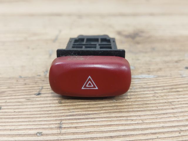 bontott SUZUKI ALTO Vészvillogó Kapcsoló