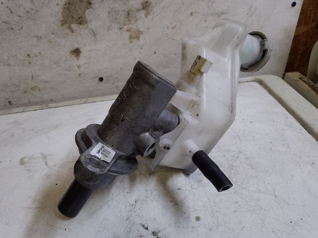 bontott SUZUKI BALENO Főfékhenger