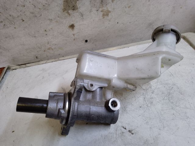 bontott SUZUKI BALENO Főfékhenger