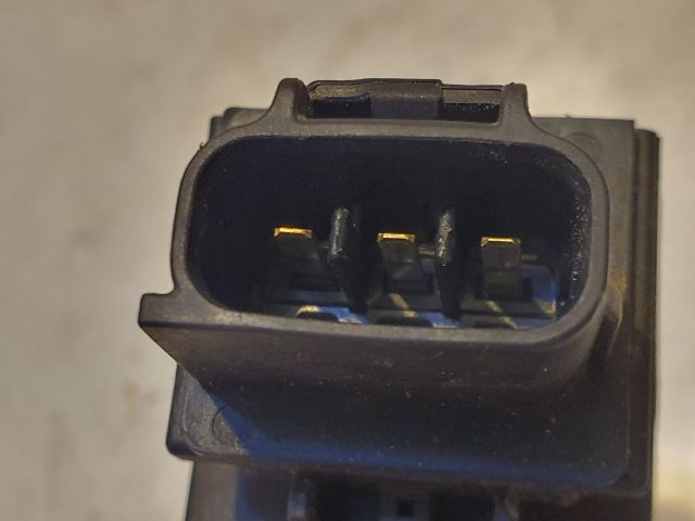 bontott SUZUKI BALENO Gyújtótrafó