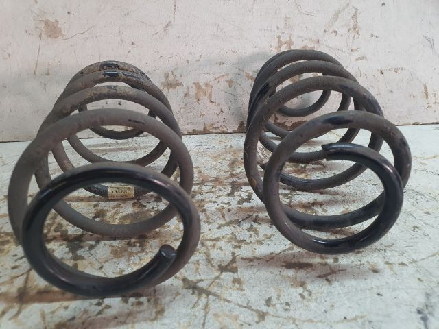 bontott SUZUKI BALENO Hátsó Rugó Pár