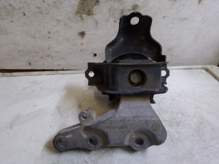 bontott SUZUKI BALENO Motor Tartó Bak Bal