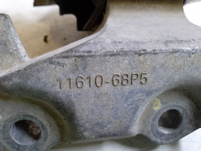 bontott SUZUKI BALENO Motor Tartó Bak Bal