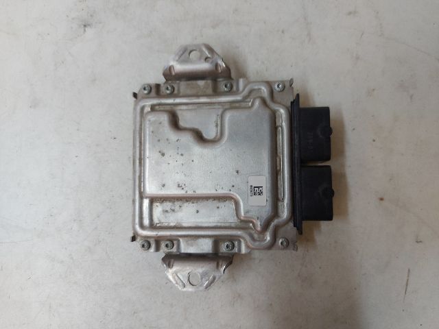 bontott SUZUKI BALENO Motorvezérlő