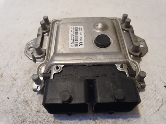 bontott SUZUKI BALENO Motorvezérlő