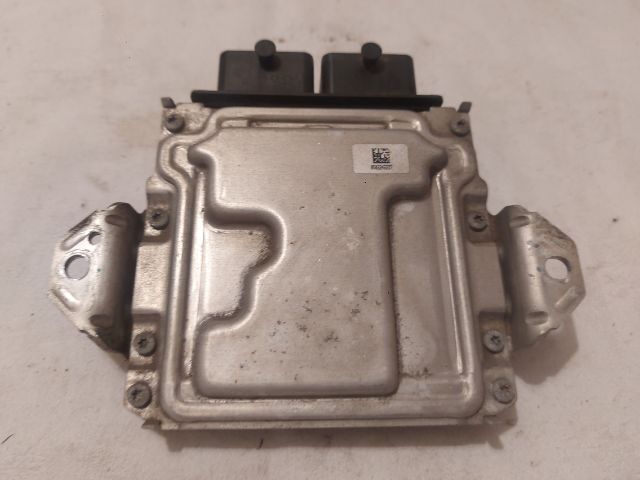 bontott SUZUKI BALENO Motorvezérlő