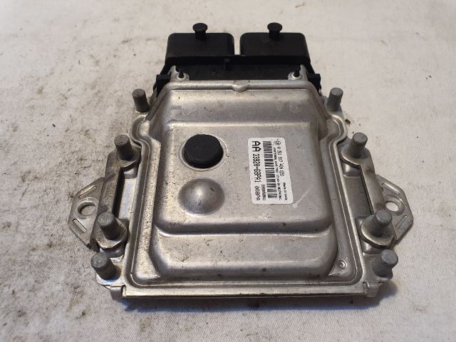 bontott SUZUKI BALENO Motorvezérlő