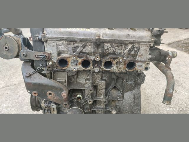 bontott SUZUKI BALENO Motor (Fűzött blokk hengerfejjel)