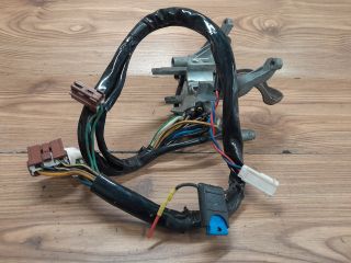 bontott SUZUKI BALENO Gyújtáskapcsoló Házzal