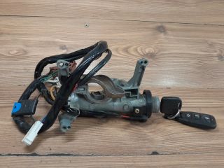 bontott SUZUKI BALENO Gyújtáskapcsoló Házzal