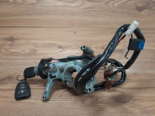 bontott SUZUKI BALENO Gyújtáskapcsoló Házzal