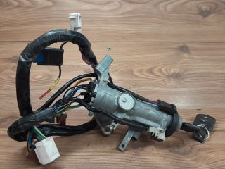 bontott SUZUKI BALENO Gyújtáskapcsoló Házzal