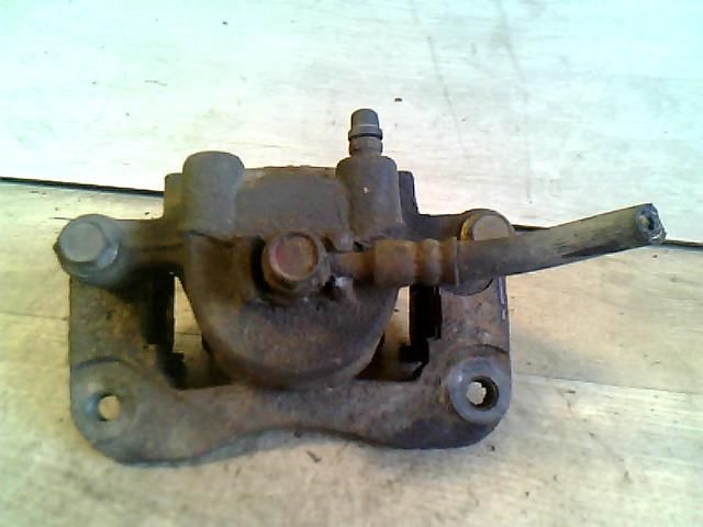 bontott SUZUKI BALENO Jobb első Féknyereg Munkahengerrel