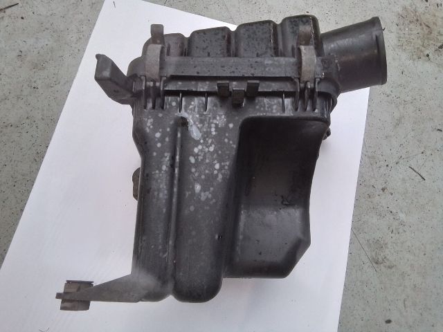 bontott SUZUKI BALENO Légszűrő Ház