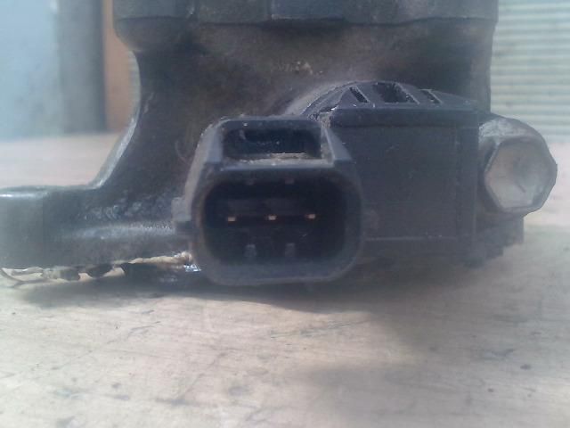 bontott SUZUKI BALENO Vezérműtengely Fordulatszám Jeladó