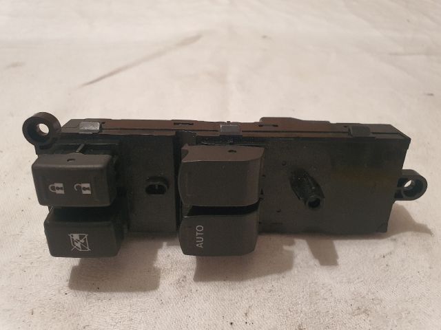 bontott SUZUKI BALENO Ablakemelő Kapcsoló Négyes / Kettes