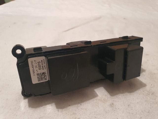 bontott SUZUKI BALENO Ablakemelő Kapcsoló Négyes / Kettes