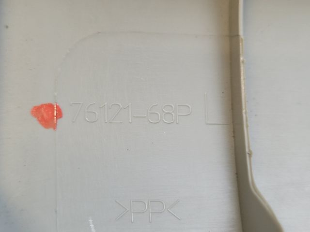 bontott SUZUKI BALENO Bal A Oszlop Burkolat