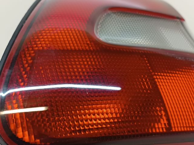 bontott SUZUKI BALENO Bal Belső Hátsó Lámpa