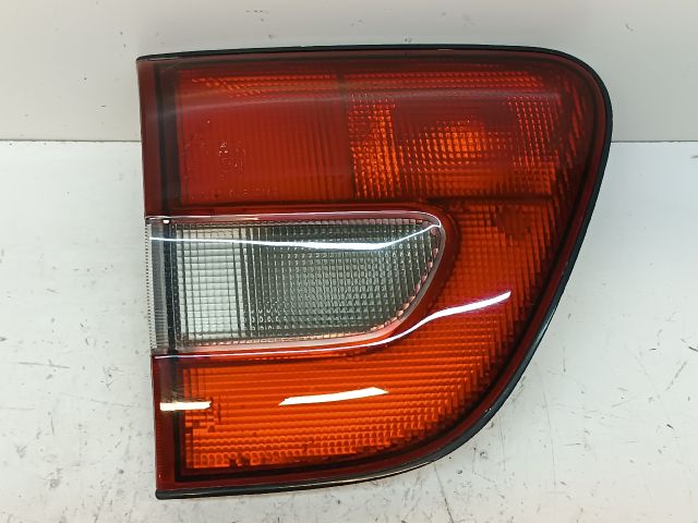 bontott SUZUKI BALENO Bal Belső Hátsó Lámpa