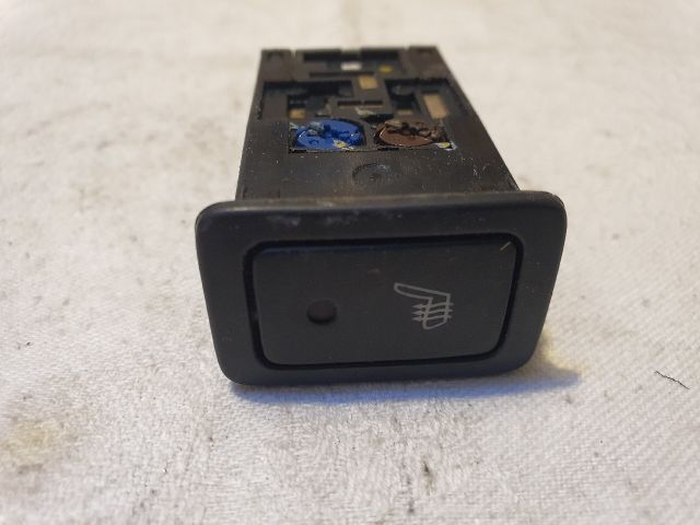 bontott SUZUKI BALENO Bal első Ülésfűtés Kapcsoló