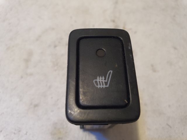 bontott SUZUKI BALENO Bal első Ülésfűtés Kapcsoló