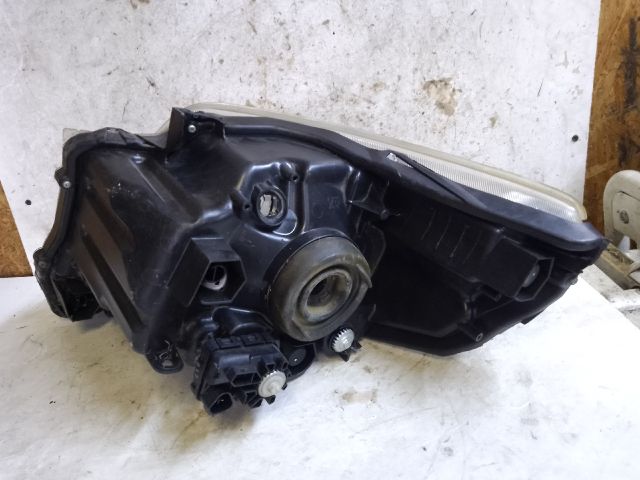 bontott SUZUKI BALENO Bal Fényszóró