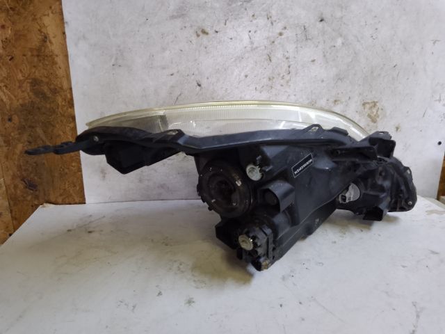 bontott SUZUKI BALENO Bal Fényszóró