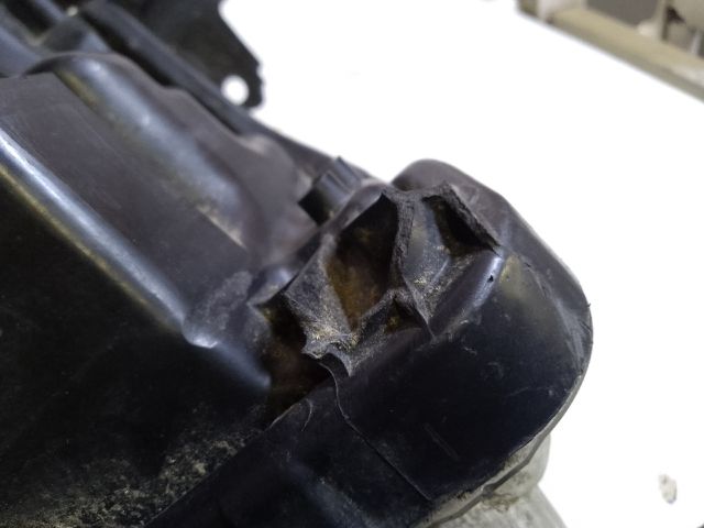 bontott SUZUKI BALENO Bal Fényszóró