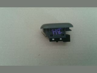 bontott SUZUKI BALENO Bal hátsó Ablakemelő Kapcsoló