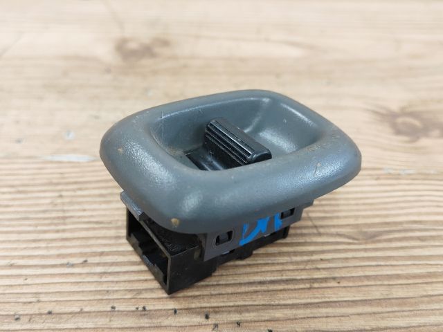 bontott SUZUKI BALENO Bal hátsó Ablakemelő Kapcsoló