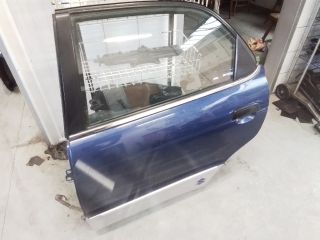bontott SUZUKI BALENO Bal hátsó Ajtó (Részeivel)