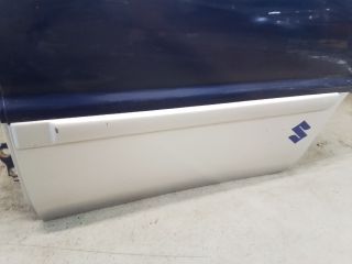 bontott SUZUKI BALENO Bal hátsó Ajtó (Részeivel)