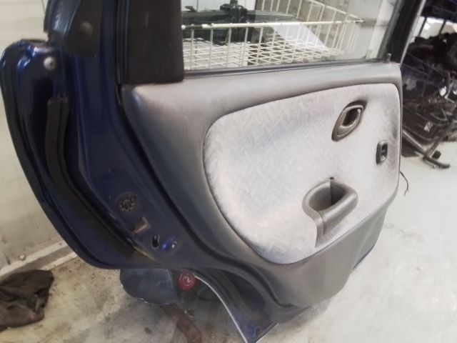 bontott SUZUKI BALENO Bal hátsó Ajtó (Részeivel)