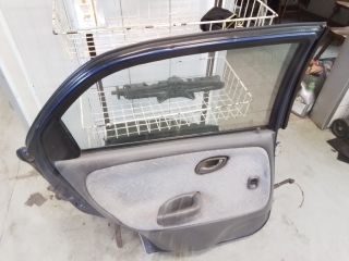 bontott SUZUKI BALENO Bal hátsó Ajtó (Részeivel)