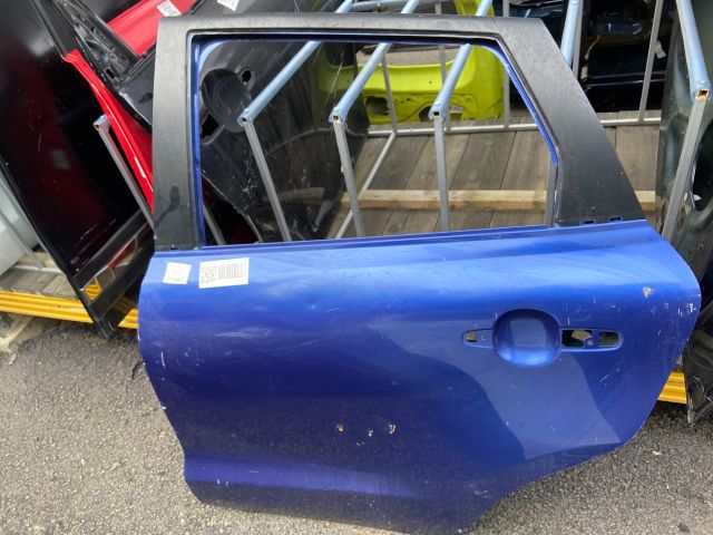 bontott SUZUKI BALENO Bal hátsó Ajtó (Üres lemez)