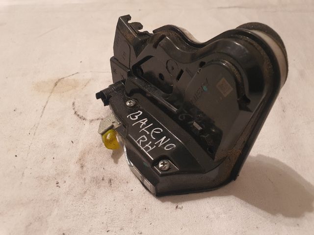 bontott SUZUKI BALENO Bal hátsó Ajtózár