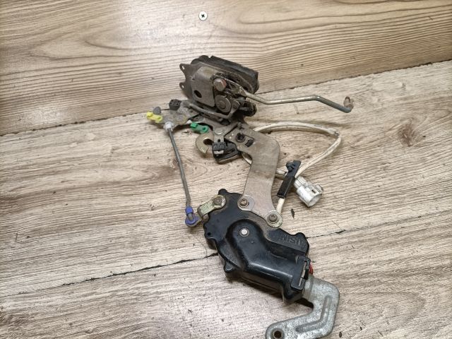 bontott SUZUKI BALENO Bal hátsó Ajtózár