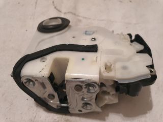 bontott SUZUKI BALENO Bal hátsó Ajtózár