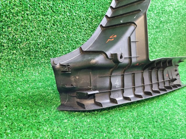 bontott SUZUKI BALENO Bal hátsó Belső Küszöb Burkolat